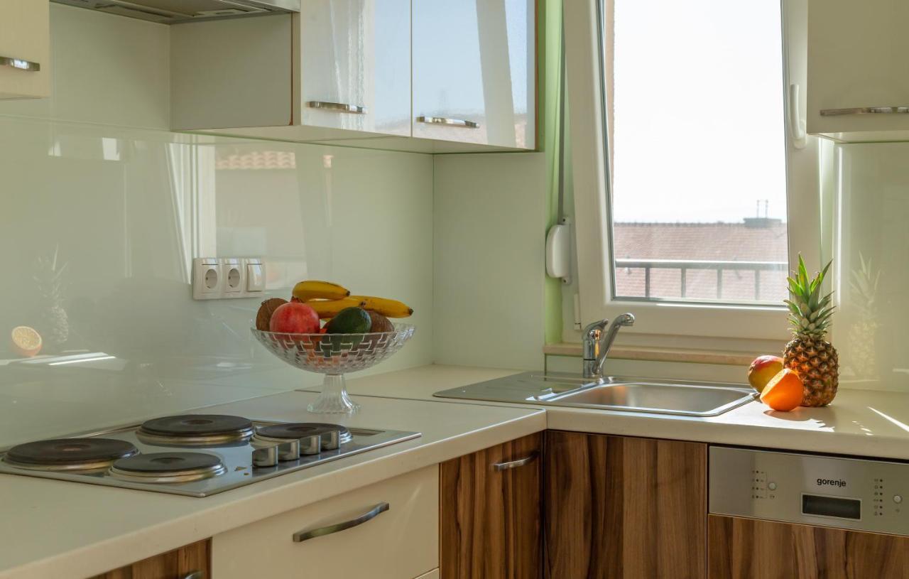 Andela 1 Apartment มาคาร์สกา ภายนอก รูปภาพ